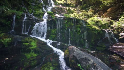 Relaxing music with water sounds for sleeping and meditation