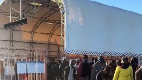 Caravan of illegals arriving at Lukeville, Arizona 12/18/23