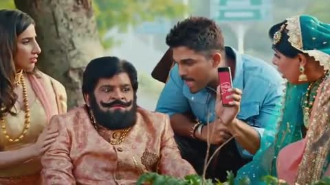 Allu Arjun New Ad | Allu Arjun Coiming in Auto for redbus Ad