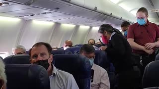 People Forced to Leave Plane in Florida