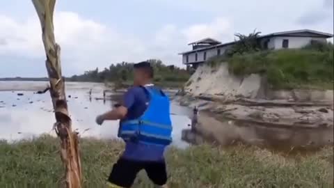 🔴PART 1 Tsunami Waves hits Tonga after Giant Volcano Eruption