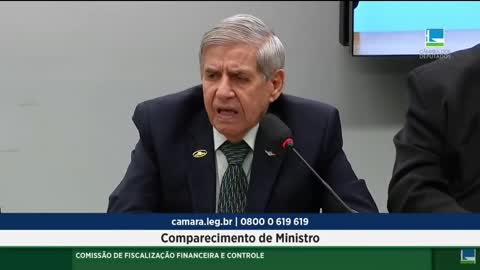 General Heleno x Deputado Paulão