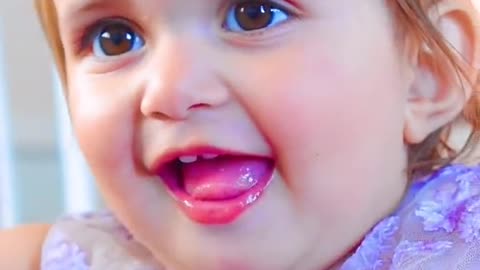 Cute baby smiling😘😘