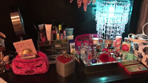 Quick tour of my makeup vanity. Hope you all enjoy :)