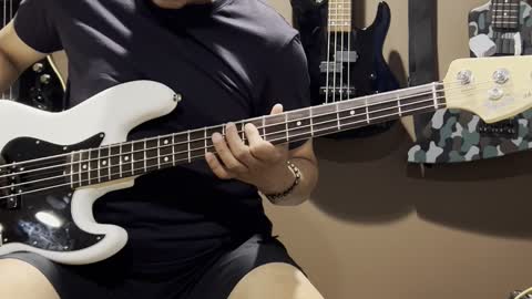 Metallica: Wherever I May Roam (Bass Cover)