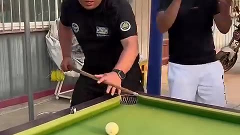 FUNNY VIDEO BILLIARDS