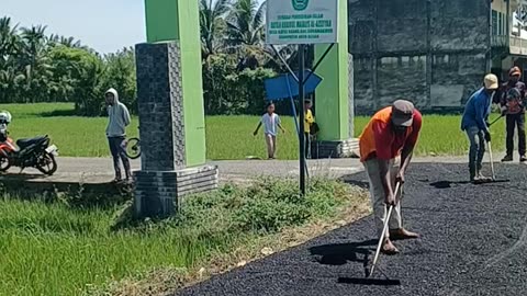 Road Paving Process