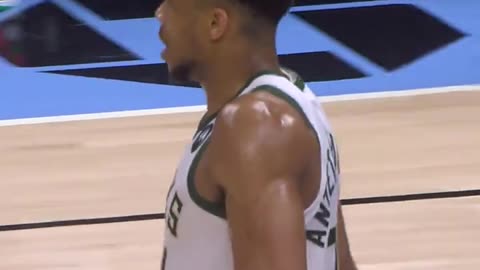 Giannis Antetokounmpo And-1 Puts Bucks Ahead Early vs. Hawks