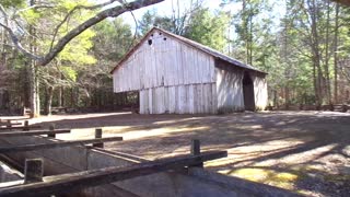 Cades Cove Barn 2