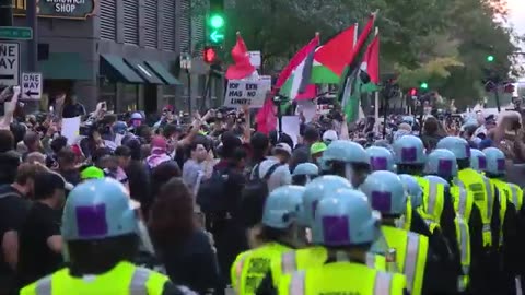 At least 55 arrested after protestors clash with Chicago police near Israel Consulate