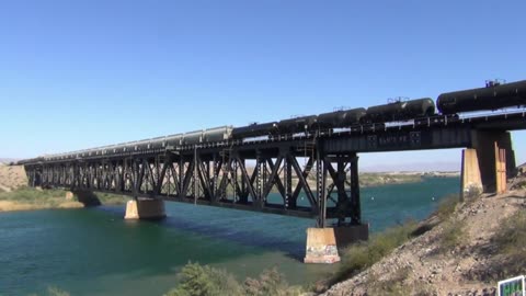 Chimney Rock (Oregon Trail) Trains Bayard, NE