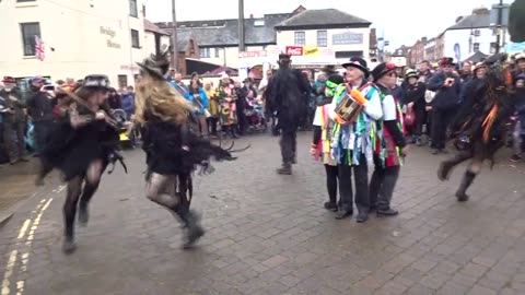 Beltane Border Morris - Firedance - Upton Folk Festival 30 Apr 23 (1)