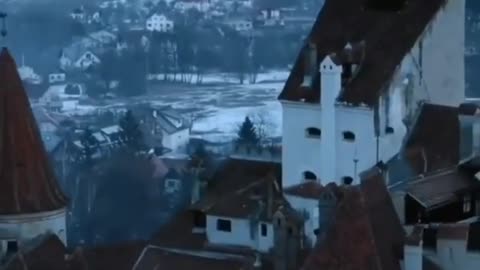 : Bran Castle (Rom. Castelul Bran, German Törzburg, Hungarian Törcsvár)