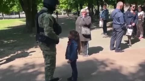 "Good luck to you. I love you very much" little girl to Russian soldier