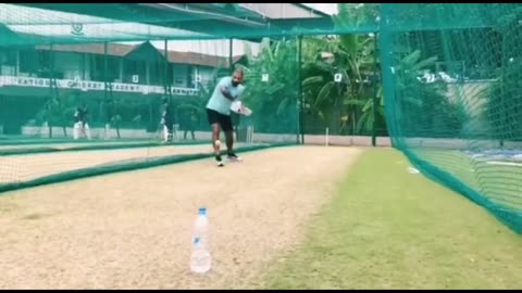 Batting skill of cricketer by a challenge 🥵🥵