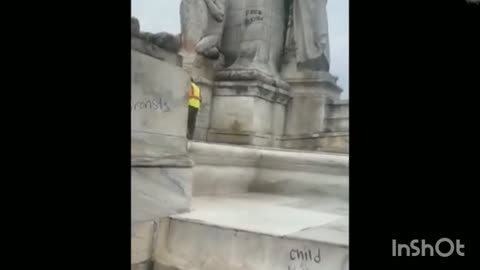 Republican congressmen replace American flags burned at Union Station