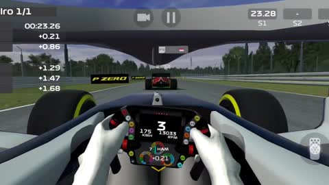 F1 mobile racing experience