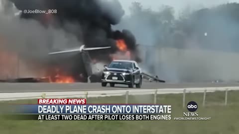 Plane crashes onto busy Florida highway