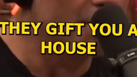 Joe Rogan Explains How California Governor Gavin Newsom Was Gifted A $3.5M Home By A Corporation