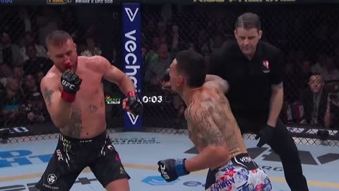 Max Holloway KOs Justin Gaethje