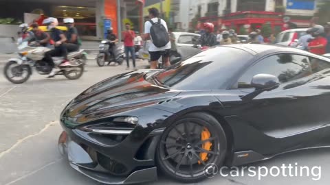 Mclaren 765LT Crazy Exhaust Sound