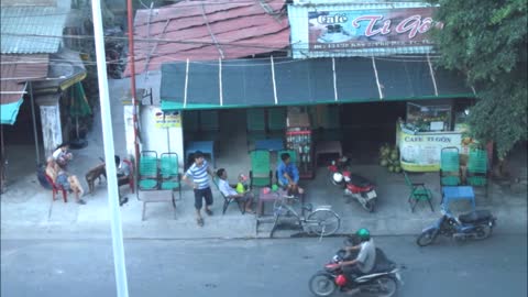 Vietnam, Bình Dương, Thủ Dầu Một - little shop timelapse - 2014-04