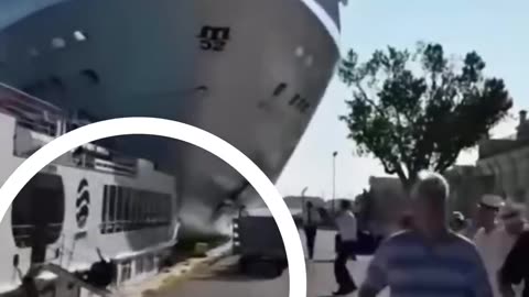 Ship crash