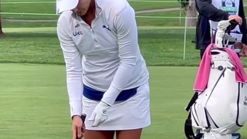 Good shot by Lexi Thompson #golf #golfer #professional #athlete #green #fairway #shot #swing #hit