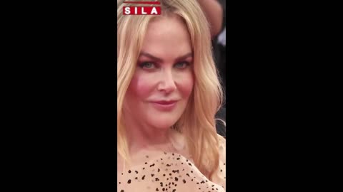 Screaming fans welcome Nicole Kidman to Venice Film Festival