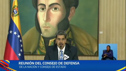 Nicolás Maduro: No entregaremos el poder político a esta “oligarquía fascista”.