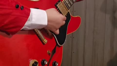 Gibson es345 guitar sound demonstration.