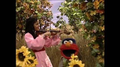 Sesame Street: The Tale Of Peek-A-Boo Elmo!