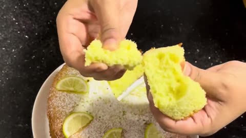 Oven-baked lemon sponge cake recipe