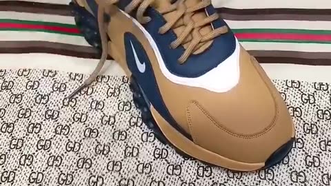 How to tie the shoe lace