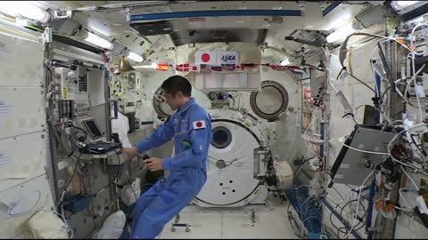 Space Station Crew Member Discusses Life in Space with Japanese Students