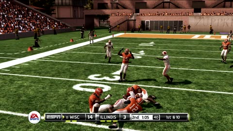 NCAA Football11 (Ps3) Wisconsin Badgers vs Illinois Fighting Illini Part2