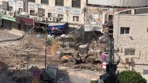 Israeli army bulldozers destroy Jenin streets amid ongoing West Bank raids _ AFP