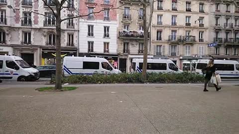 Manif anti-pass 💉 du 22 janv.22 - Paris- Y a de la compagnie 👮‍♂️👮‍♂️👮‍♂️