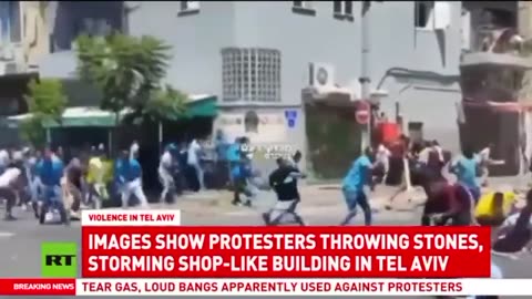 Casualties surpasses one hundred as Eritrean asylum seekers and police clash in Tel Aviv.