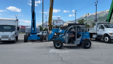 Telehandler Forklift 2012 Genie GTH-5519 5,500 LB 19' Reach Telescopic Fork Lift