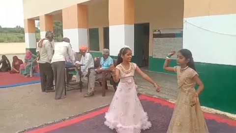 little kids dance