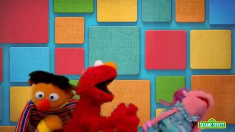 Sesame Street: Elmo Had A Freeze Dance Party!