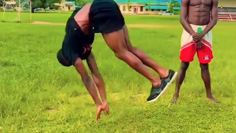 People Are Awesome - Man Performs Series of Backflips ｜ People Are Awes..