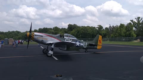 P-51D Mustang start-up