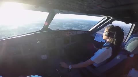 Beautiful FEMALE PILOT Landing Airbus A321 Cockpit View Best