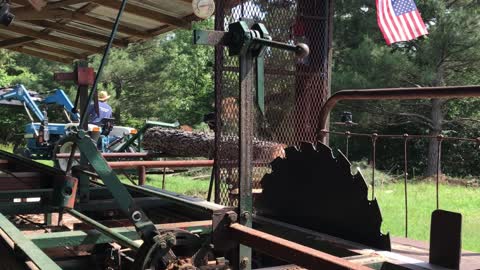 Sawmilling Pine With Nails