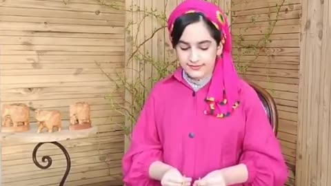 India's National Anthem by Iranian Girl.