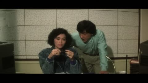 Boys Against Girls Fighting, Staring Jackie Chan, Sammo Hung, Cynthia Rothrock.