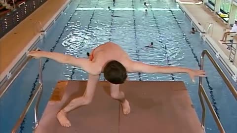 Funny clips of Dive Mr. Bean.... Childhoods Memories