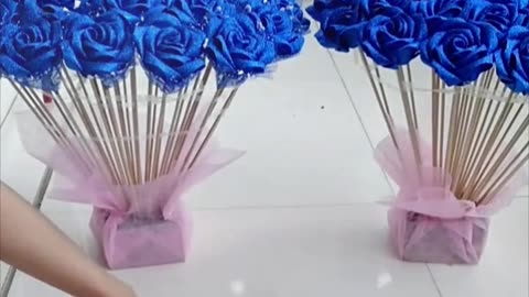 HOW TO MAKE FLOWERS OUT OF PAPER